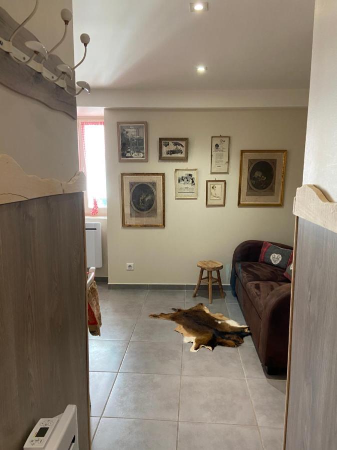 La Porteille Ax-les-Thermes Bagian luar foto